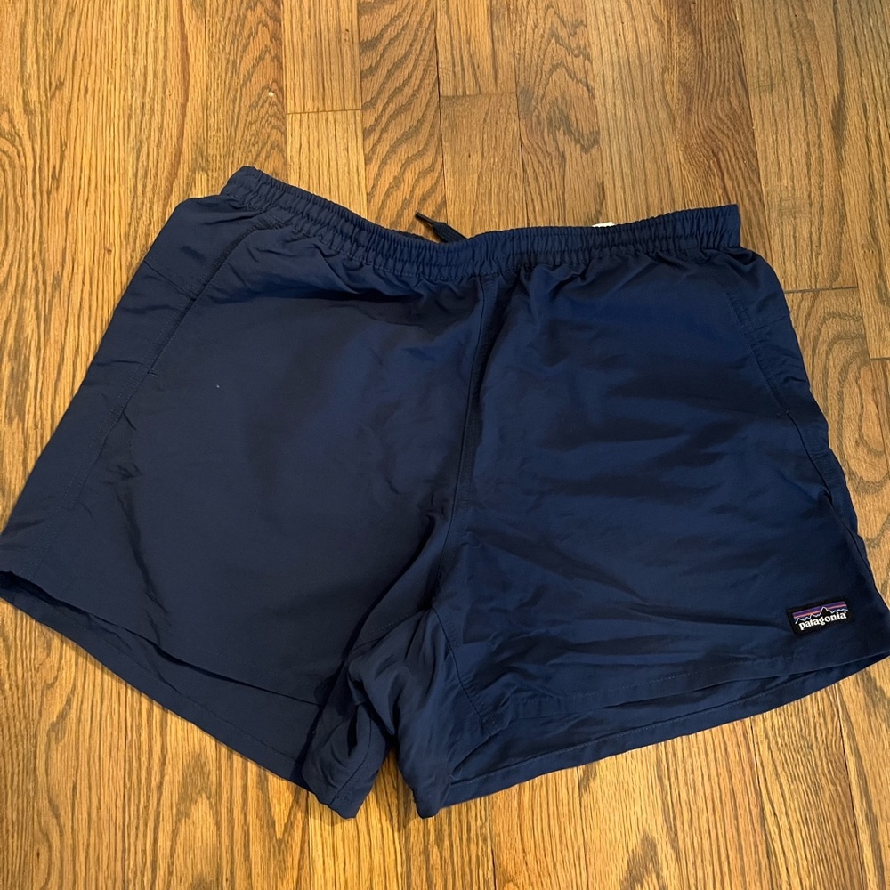 Women’s Patagonia Baggies Navy Medium, worn twice